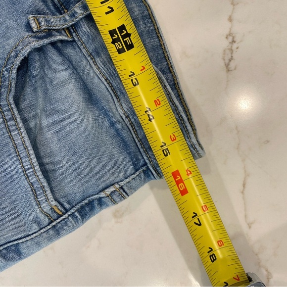 Gap Crop Kick Jean - Picture 7 of 8